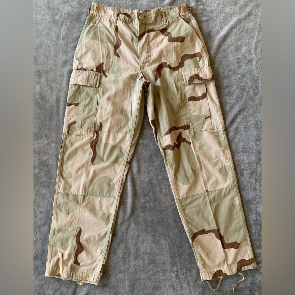 Trousers, Desert Camouflage Pattern; Combat SP0100-97-D-CB10